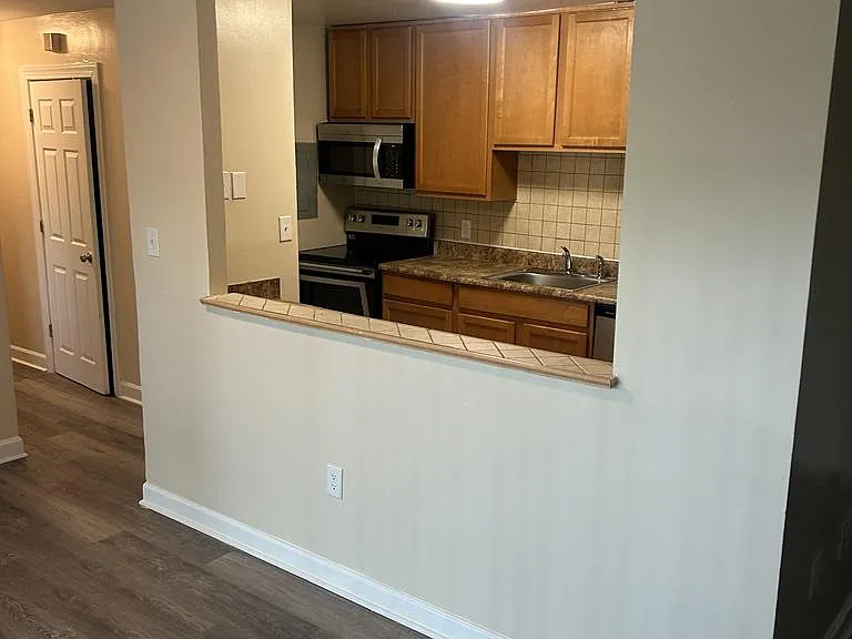 6310 Hil Mar Dr #9-3 — Photo 13
