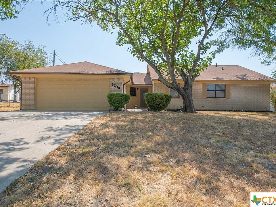 1st image of 1704 Joy Dr