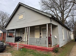 207 Pleasant St, Jackson, TN 38301