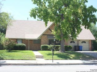 4322 Bloomdale, San Antonio, TX 78218