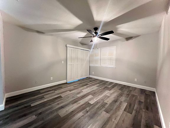 5th image of 246 Phlox Dr