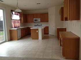 3rd image of 4951 Winamac Dr