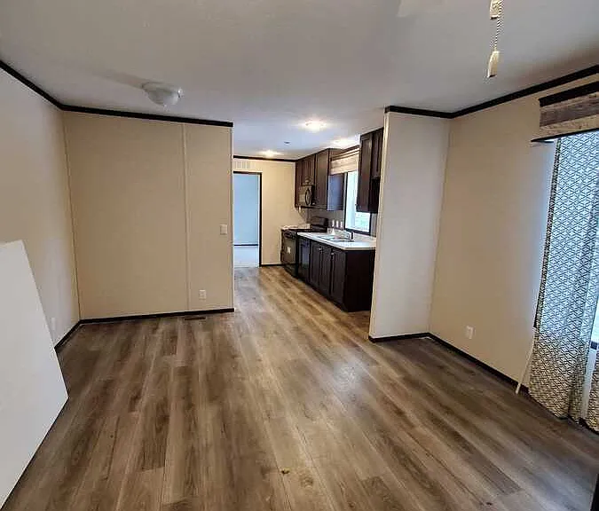 3407 W Mount Hope Ave #G15 — Photo 4