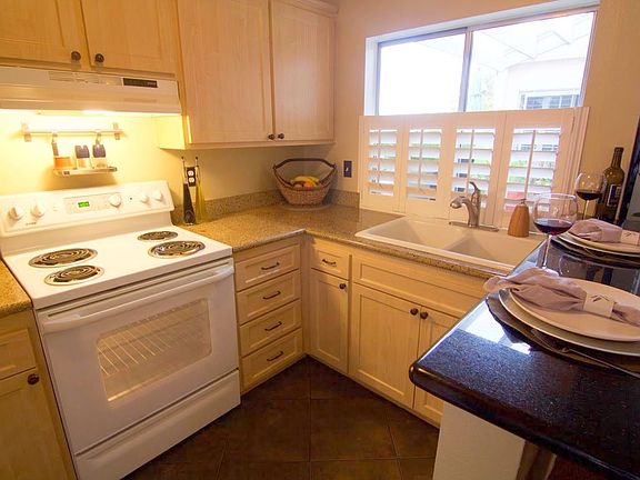 3rd image of 3276 Ashford St Unit C