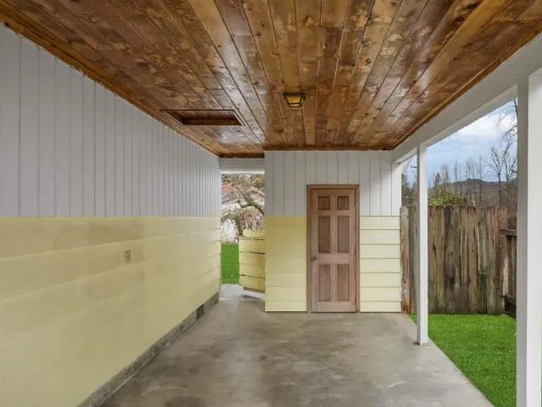 16336 SE 131st Pl — Photo 3