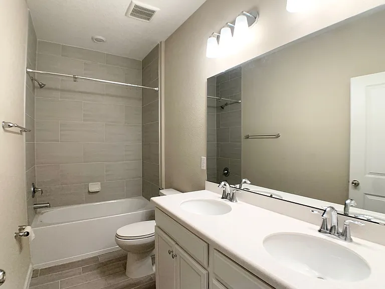 7374 Hilladale Creek Ln — Photo 19