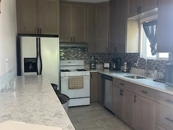 3729 W 115th St, Hawthorne, CA 90250