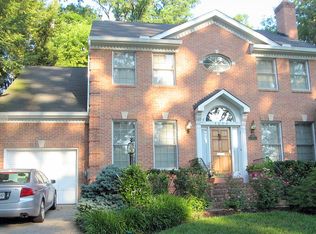 3604 N Abingdon St, Arlington, VA 22207