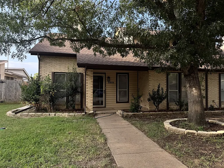 2312 Garden Park Ct — Photo 1