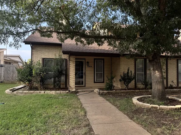 2312 Garden Park Ct, Arlington, TX 76013