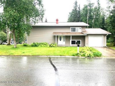 7348 Hennings Way, Anchorage, AK, 99504
