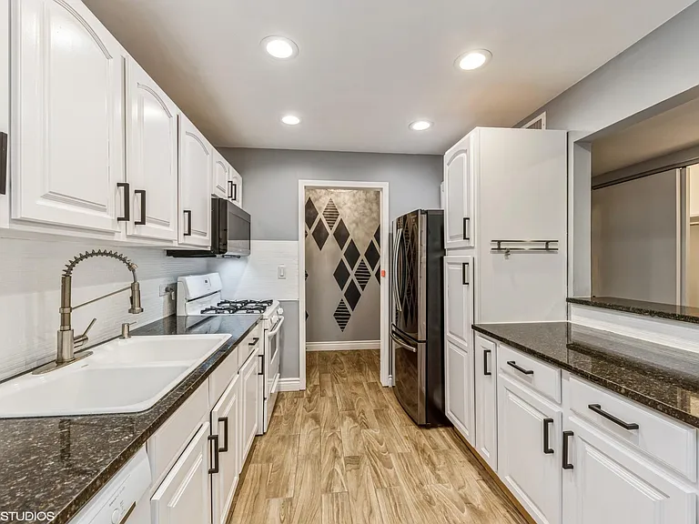 5101 Carriageway Dr #B309 — Photo 7
