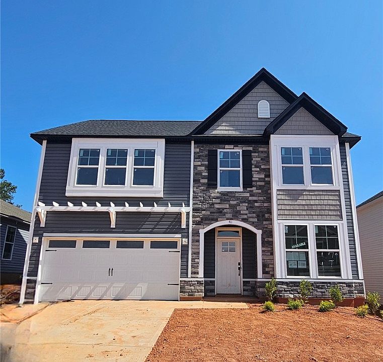 1st image of 411 Barbican Pl