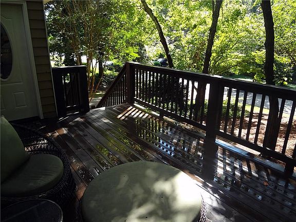 5th image of 1409 Ashbrook Dr