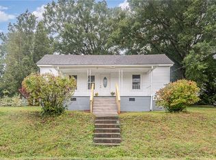 1428 Ridge Ave, Eden, NC 27288