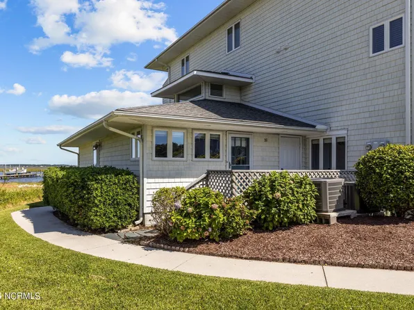 800 Country Club Road #37, Morehead City, NC 28557