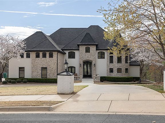 2nd image of 5137 Turnhouse Cir