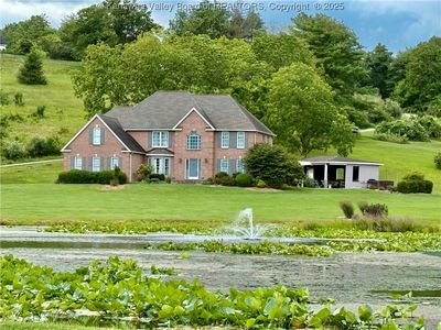 358 Evans Grove Dr, Evans, WV, 25241