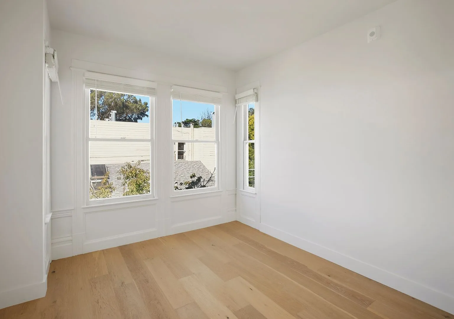 Newly Renovated Haight Ashbury One Bedroom! — Photo 2
