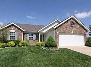 1318 Auburn Hills Dr, Saint Charles, MO