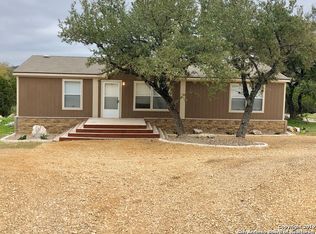 15132 Cranes Mill Rd, Canyon Lake, TX 78133