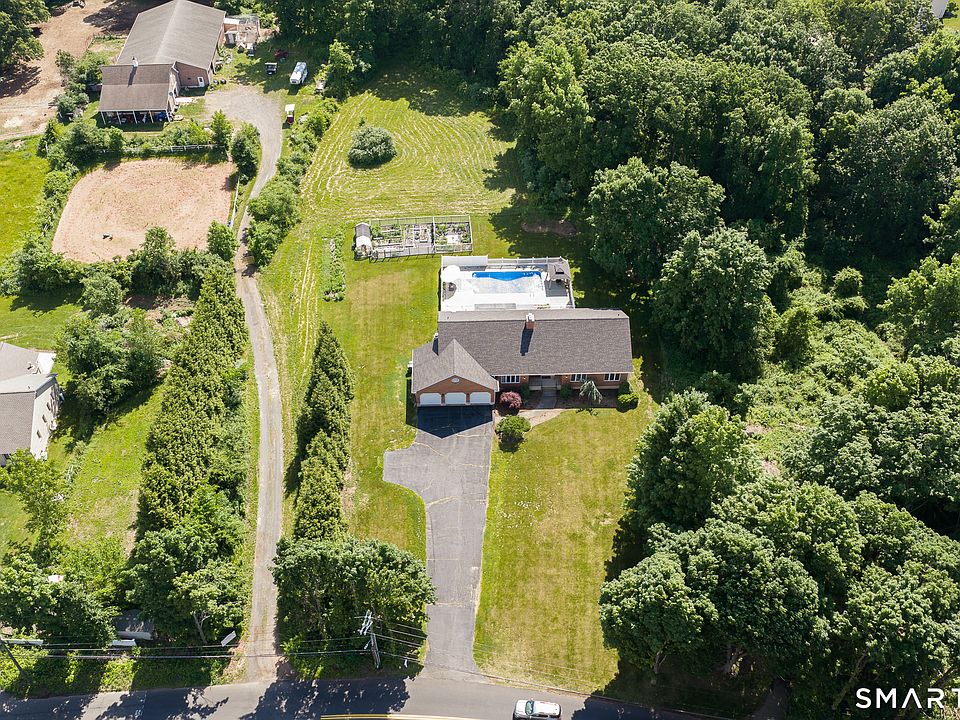 1st image of 1020 Savage Street