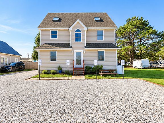 2nd image of 12842 Harbor Rd