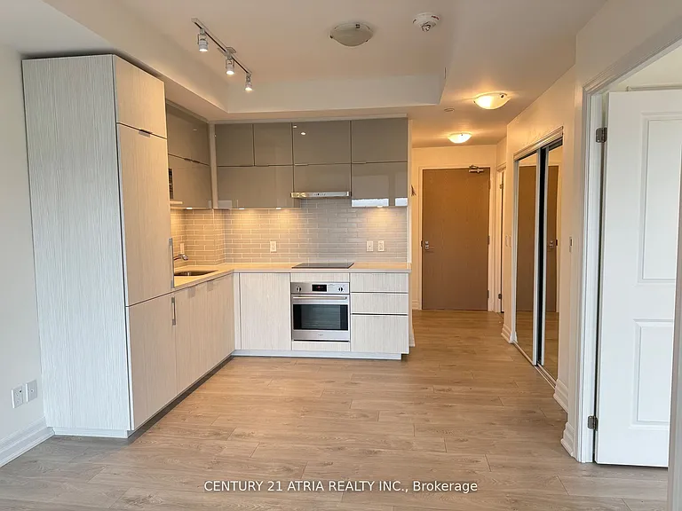 8 Rouge Valley Dr W #909 — Photo 4