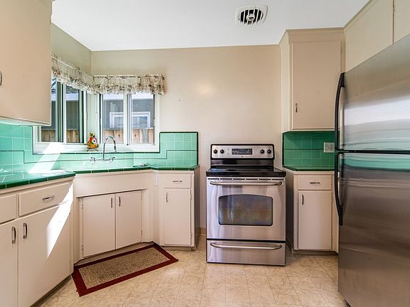 2nd image of 756 Palm St