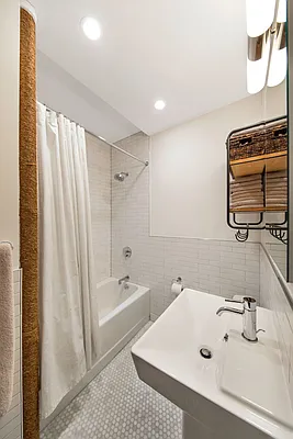 Sold by Compass | media 16