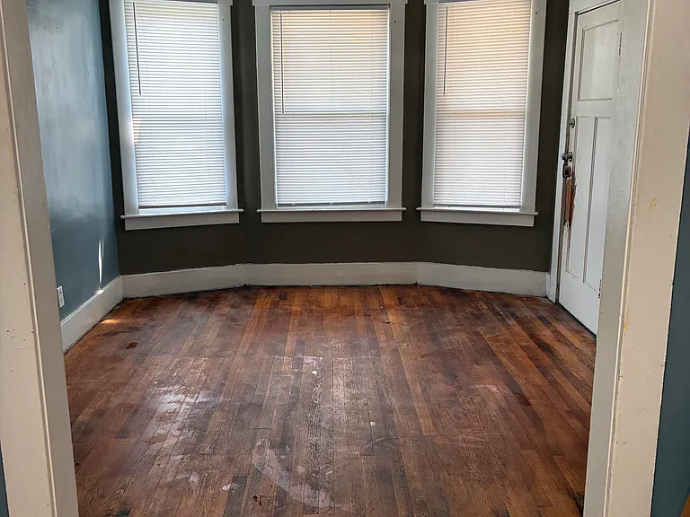 1934 Seward Ave #2E — Photo 7