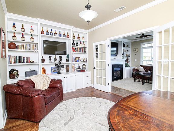 5th image of 154 Rumsey Cir Unit B