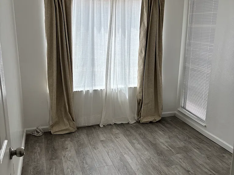 1400 Carpentier St #131 — Photo 6