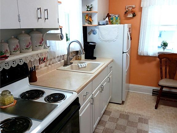 4th image of 4798 Damon Ave NW