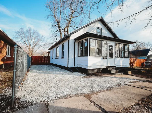 305 Niesen St, La Porte, IN 46350