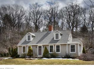 458 Neipsic Rd, Glastonbury, CT 06033