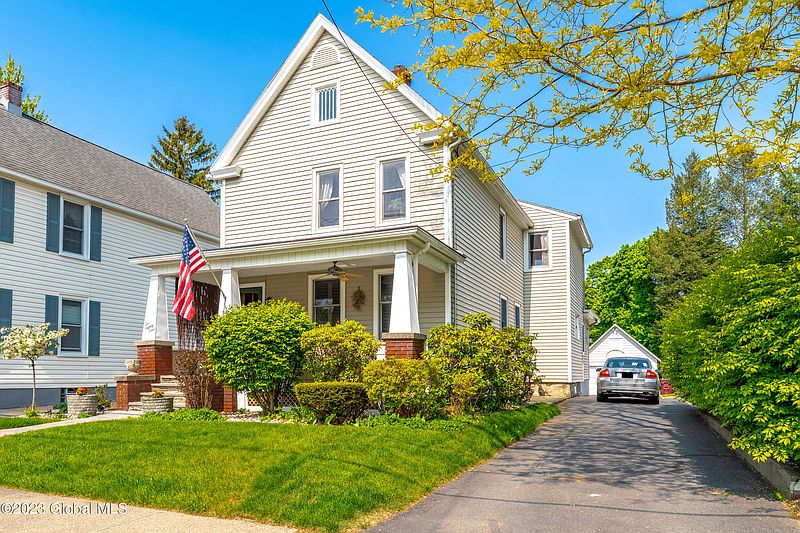 2nd image of 1089 Palmer Avenue