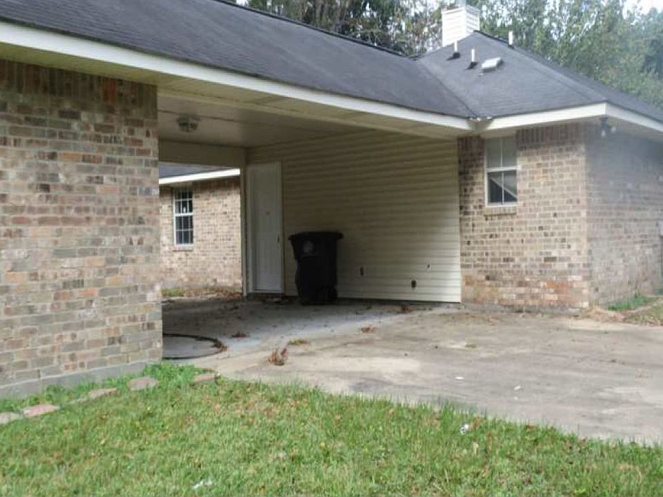2nd image of 10658 Red Oak Dr