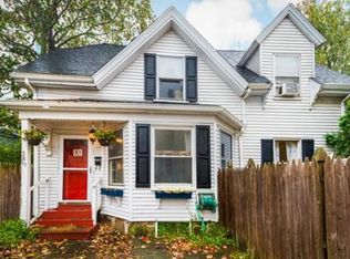 38 1/2 Bow St, Beverly, MA 01915