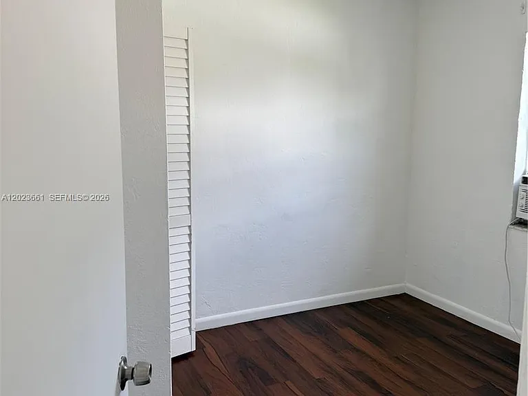 3810 SW 25th St — Photo 7