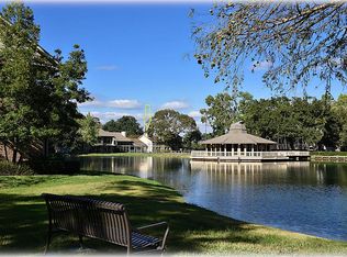 202 Old Brg, Houston, TX 77069