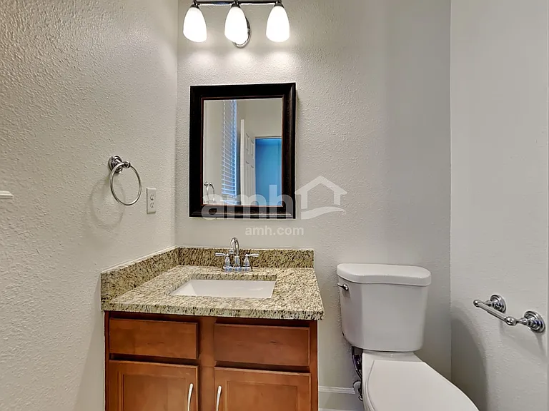 321 Gianna Way — Photo 13