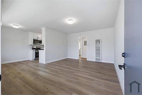 1st image of 1511 Corinth Ave #6