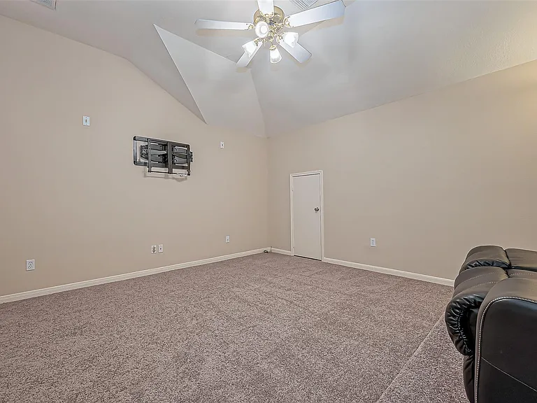 11315 Sailwing Creek Ct — Photo 23