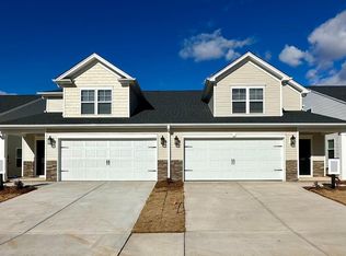531 Winding Meadow Ln, Greenville, SC 29607