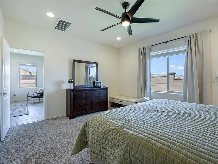 958 W Calle Las Varitas — Photo 20