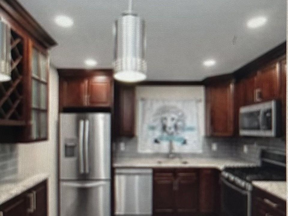 2nd image of 157 Roosevelt Ave #1