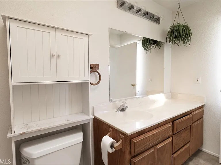 32303 Sapphire Rd — Photo 17
