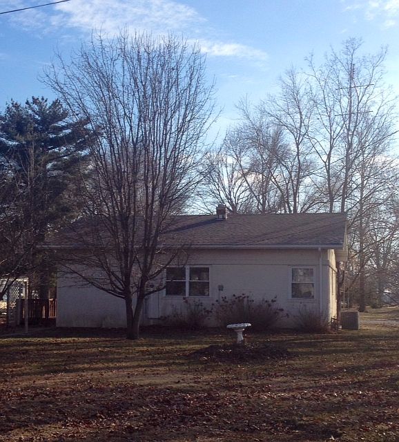 2nd image of 607 Virginia Ct