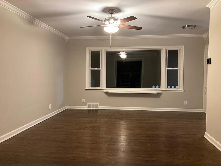 1008 Pine St — Photo 4